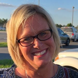 Meet your Posher, Melissa